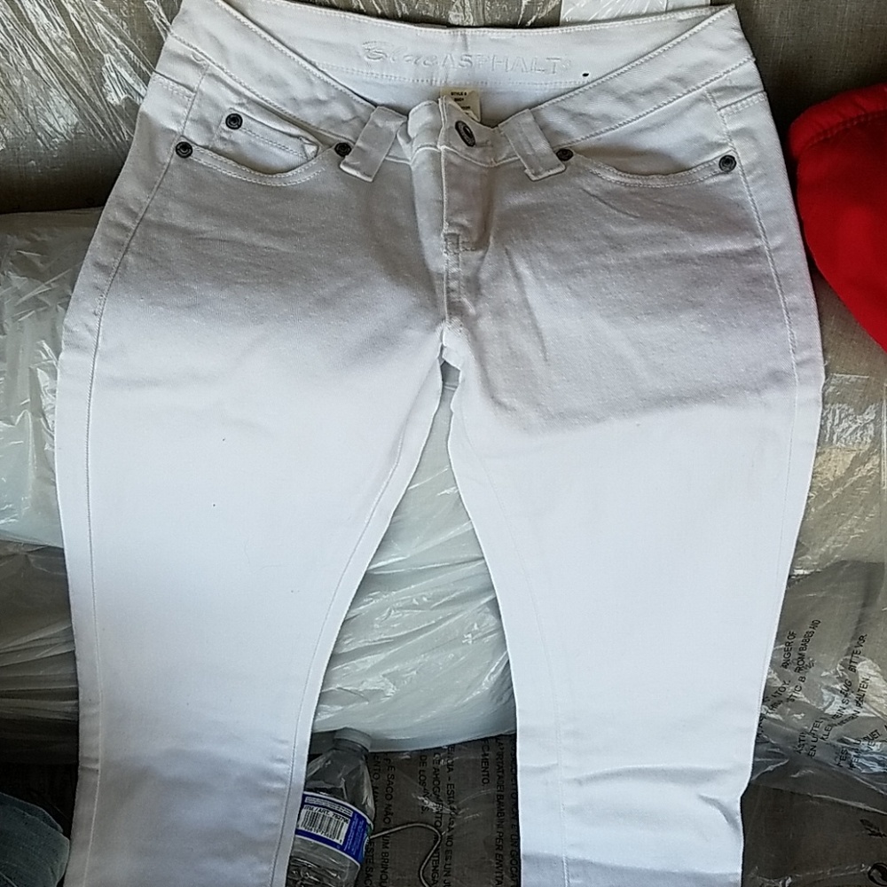 cute White skinny jeans